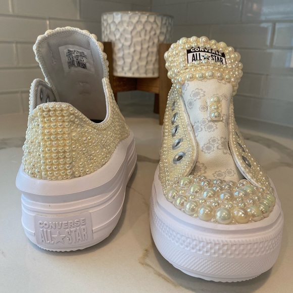 Custom Converse - Picture 3 of 3